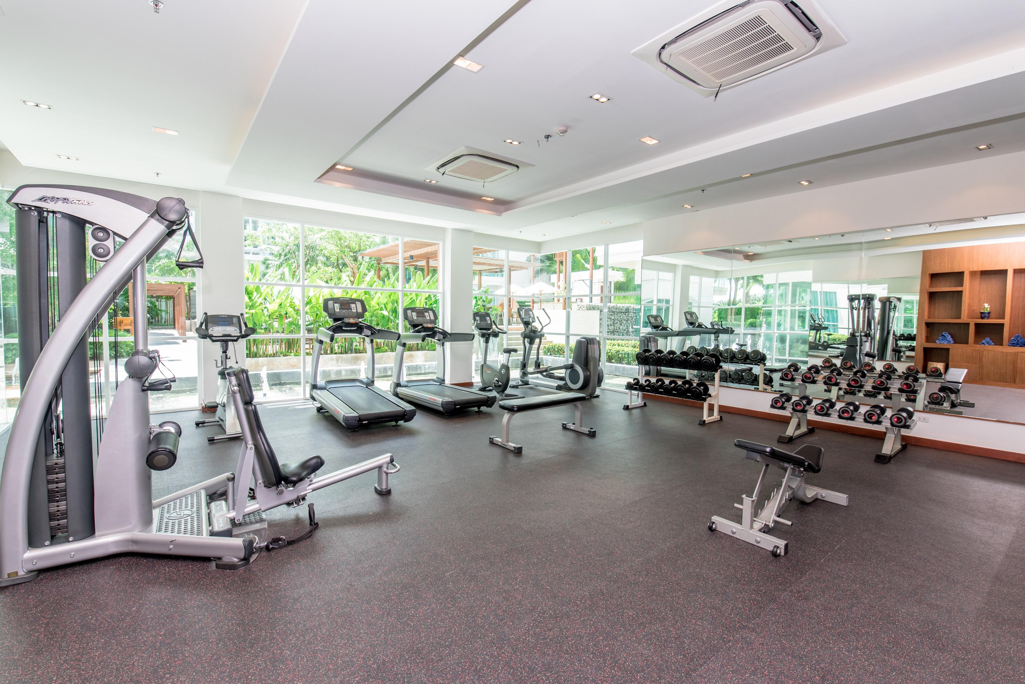 Fishermens Harbour Urban Resort - SHA Extra Plus Patong Exterior foto